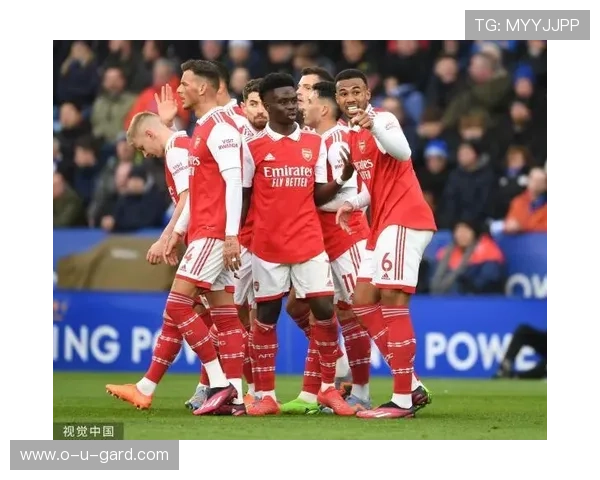 阿森纳擒蓝军领跑英超创纪录已 阿森纳擒蓝军领跑英超创纪录已