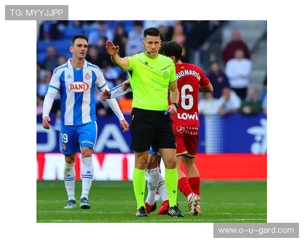 阿斯:西班牙队重视队内和谐与俱乐部分歧 阿斯:西班牙队重视队内和谐与俱乐部分歧